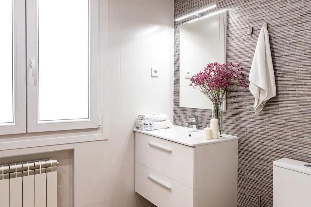 Nice Apartment Near Gran Via Val27 Madrid Exterior photo