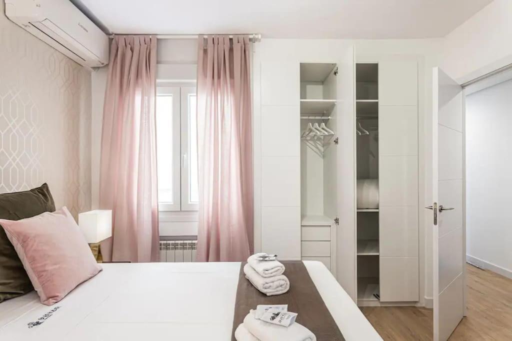 Nice Apartment Near Gran Via Val27 Madrid Exterior photo