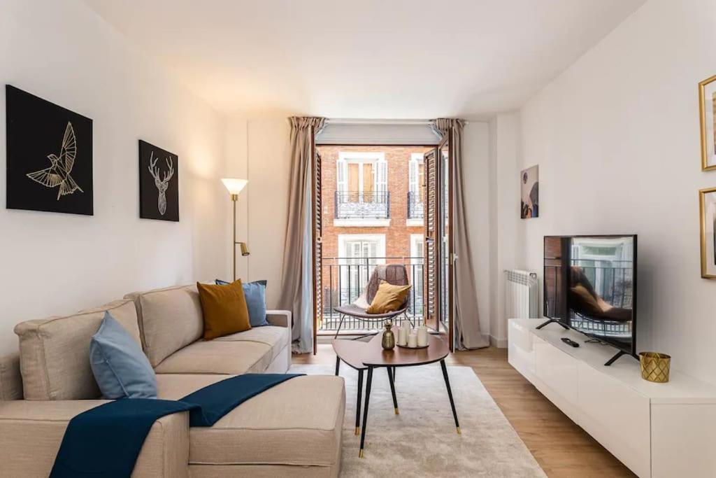 Nice Apartment Near Gran Via Val27 Madrid Exterior photo